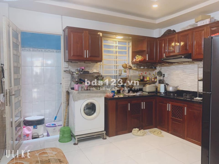 Nhà Nguyễn Trãi Quận 1, 5 tầng đúc BTCT, sân thượng giá chỉ 7,9 tỷ lh 0901336567