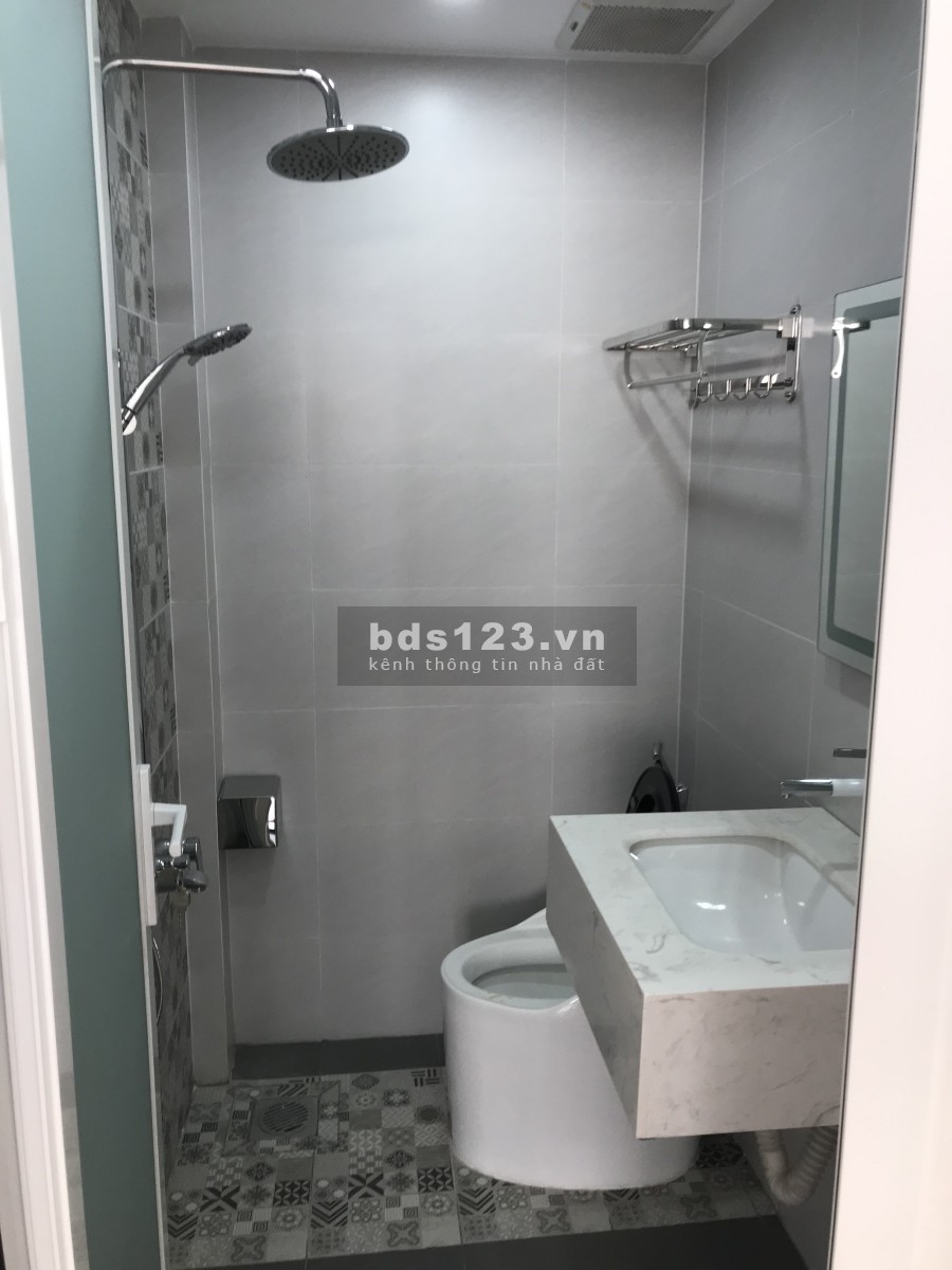 Nhà mặt tiền đường cho thuê dài hạn hoặc bán khu dân cư đông, giá tốt, tiện ích đầy đủ