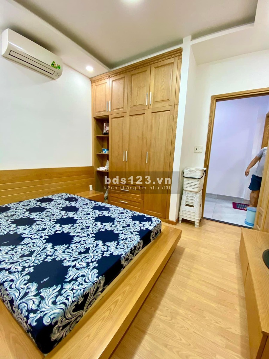 Bán gấp nhà mặt tiền Đặng Minh Trứ, Tân Bình, 76m2, giá chỉ 9.X tỷ, 0888045508