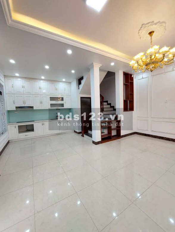 Bán nhà đẹp nhất Nam Dư, dt 86m2, mt 5m kinh doanh sầm uất dòng tiền 300 triệu/năm, nhỉnh 14 tỷ