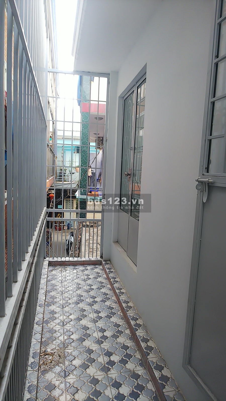 Bán nhà có sổ hồng hẻm 154 Âu Dương Lân P3, Quận 8 nhà mới vào ở ngay giá tốt