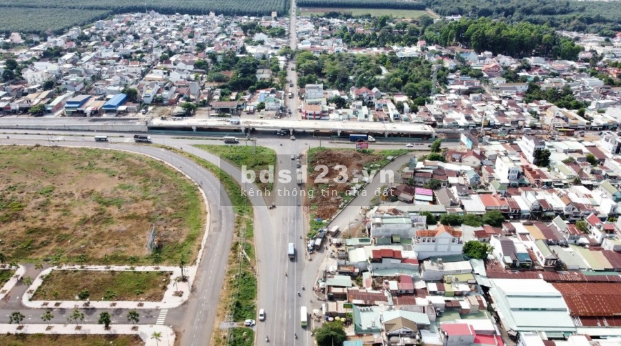 Bán đất nền Xã Lộ 25 còn 1 lô 106m2 thổ cư giá 939 triệu, ngân hàng hỗ trợ vay, sổ hồng riêng