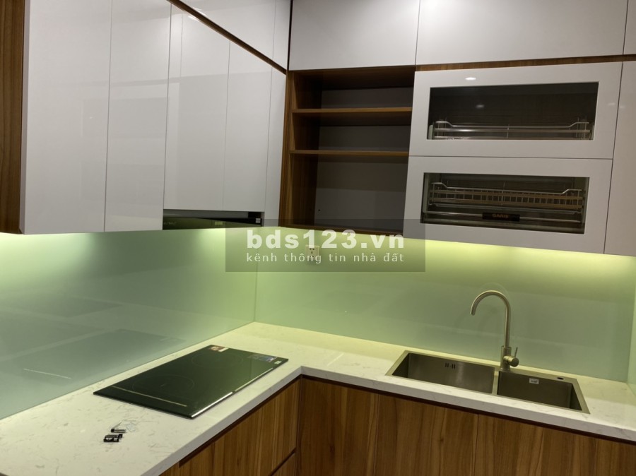 Cần bán chung cư 2PN 1WC full nội thất 61m2 rẻ nhất VinHomes Ocean Park Gia Lâm