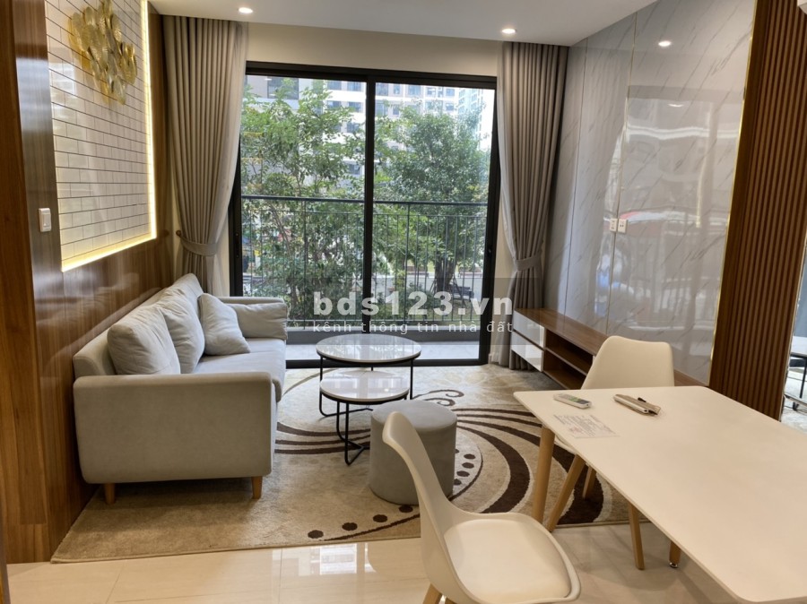 Cần bán chung cư 2PN 1WC full nội thất 61m2 rẻ nhất VinHomes Ocean Park Gia Lâm