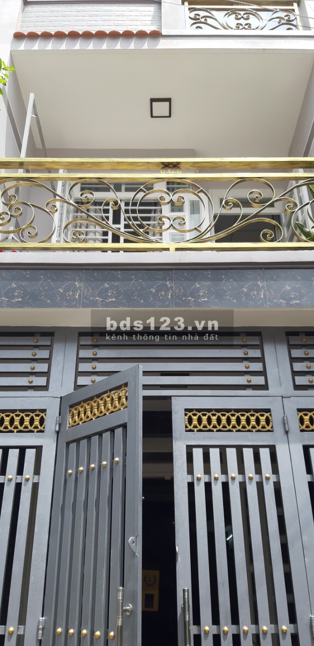 Chính chủ cần bán gấp nhà hẻm 5m đường Đình Nghi Xuân liên hệ 0915718879