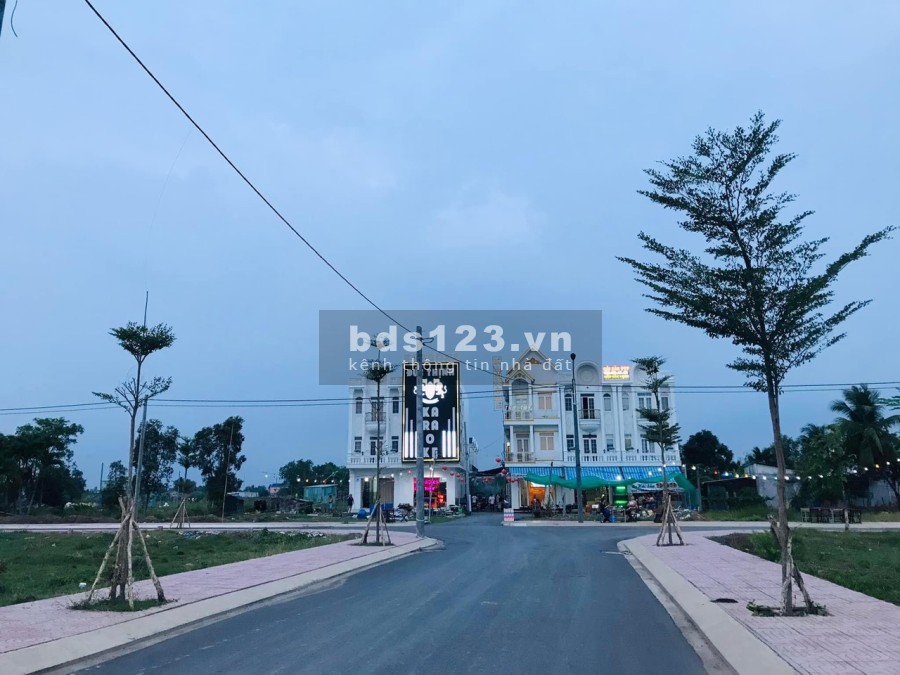 Đất nền sổ hồng riêng pháp lý chuẩn dân cư đông một bước chân chạm ngàn tiện ích