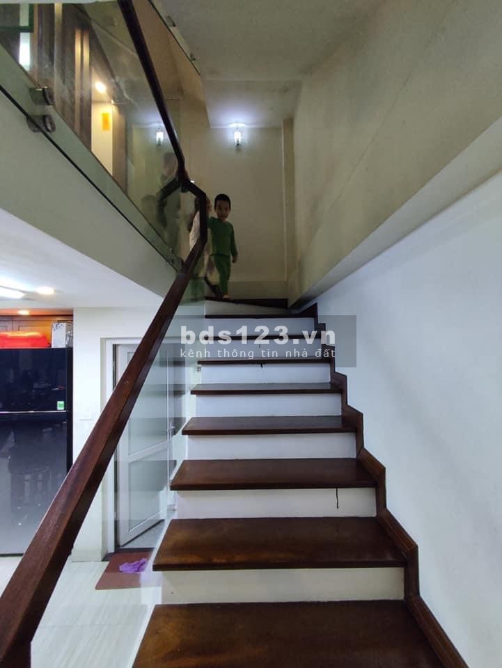 Bán nhà Nguyễn Đổng Chi. Lô góc. Mới đẹp.ở ngay.tiện ích xung quanh đầy đủ