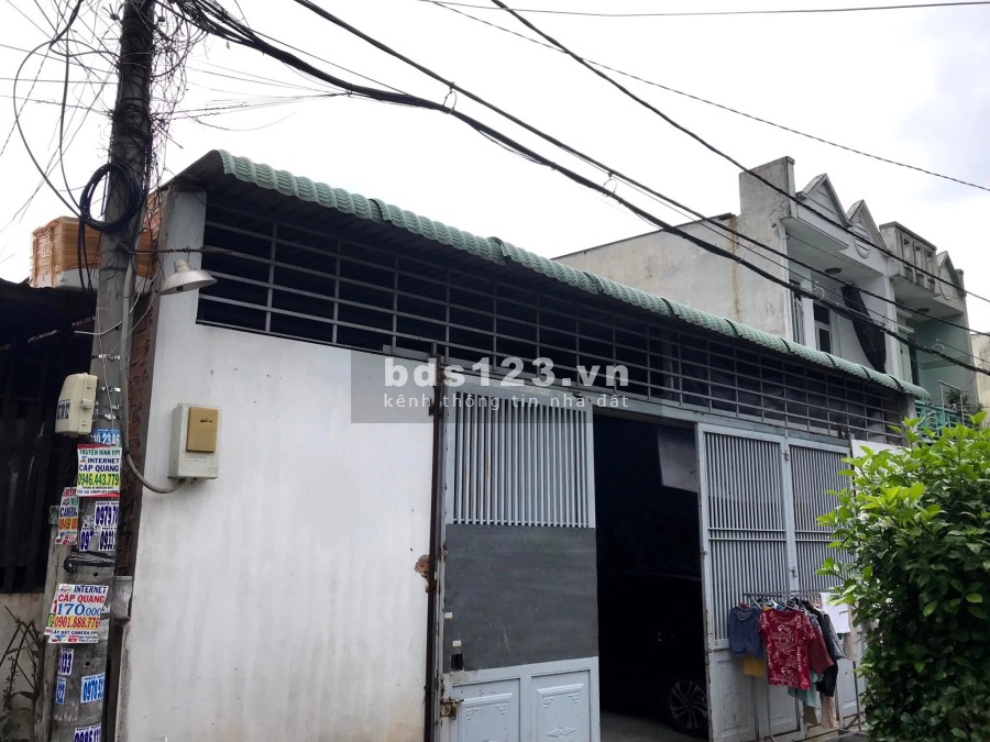 Bán nhà hẻm 1 xẹt Trần Thị Bốc, Xã Thới Tam Thôn, Hóc Môn, Tp HCM giá bán 6.15 tỷ