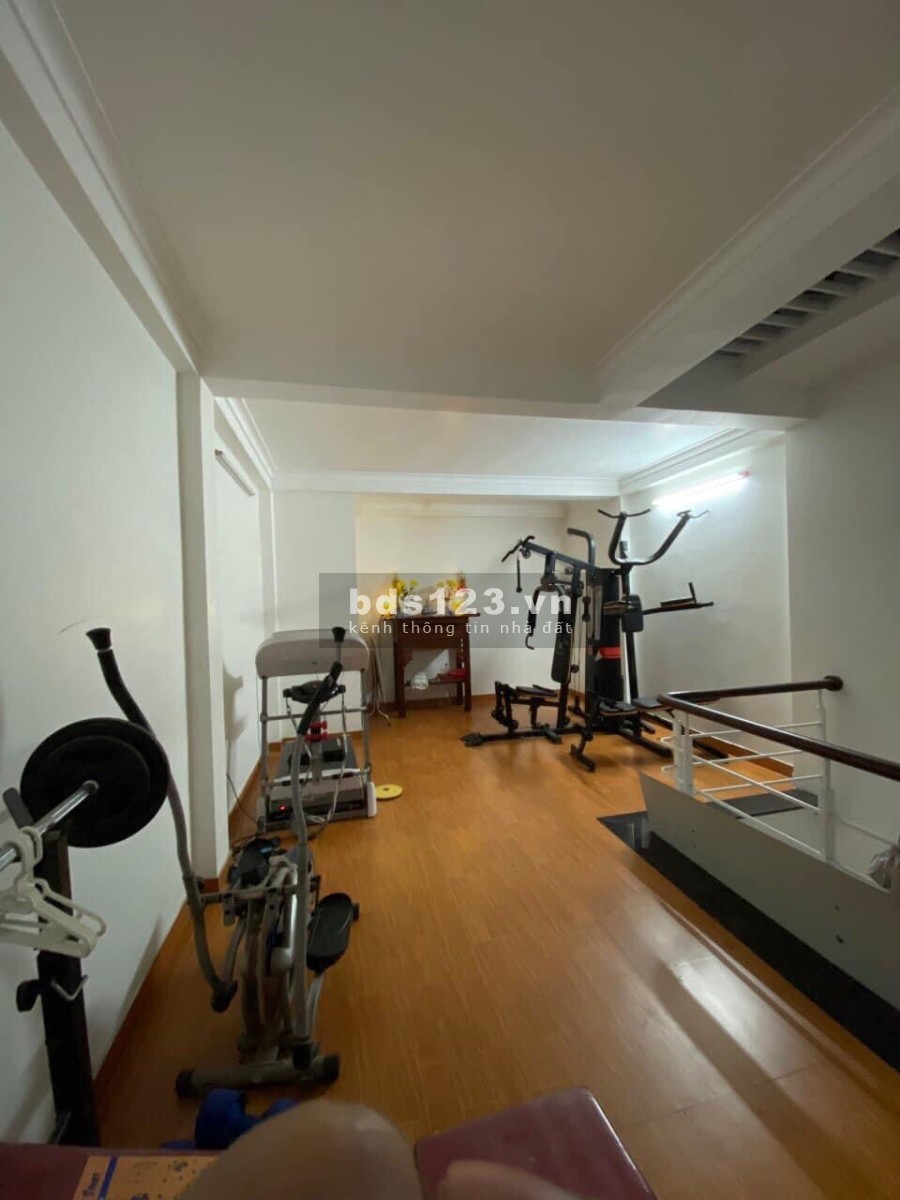 Bán nhà nguyên căn phố Giáp Nhát dtsd 78m2, 5 tầng đúc, nganng 4.5m, giá bán 5.9 tỷ, sổ sẵn