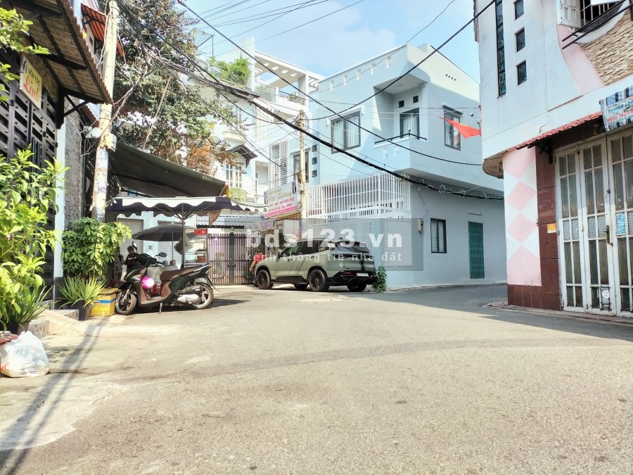 Bán nhà HXH 8M đường Hoàng Văn Thụ 42m2 5 tầng phường 8 Phú Nhuận