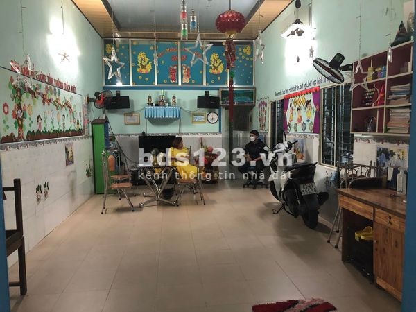 Bán nhà tại đường Lê Văn Thứ, Sơn Trà, diện tích 105m2 giá bán 3,7 tỷ liên hệ 0905491385