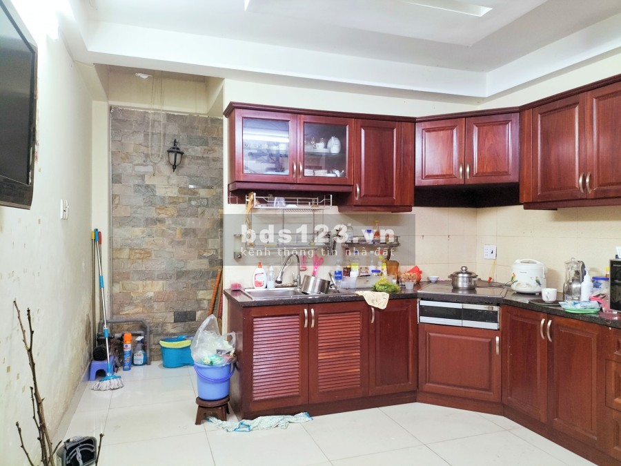 Bán nhà HXH 8M đường Hoàng Văn Thụ 42m2 5 tầng phường 8 Phú Nhuận