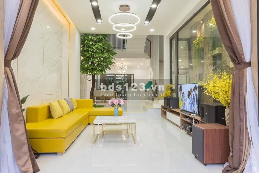 Tứ liên nhà đẹp ở luôn ngõ rộng thênh thang an sinh tốt, cách phố chỉ 50m, đúc kiên cố 4 tầng