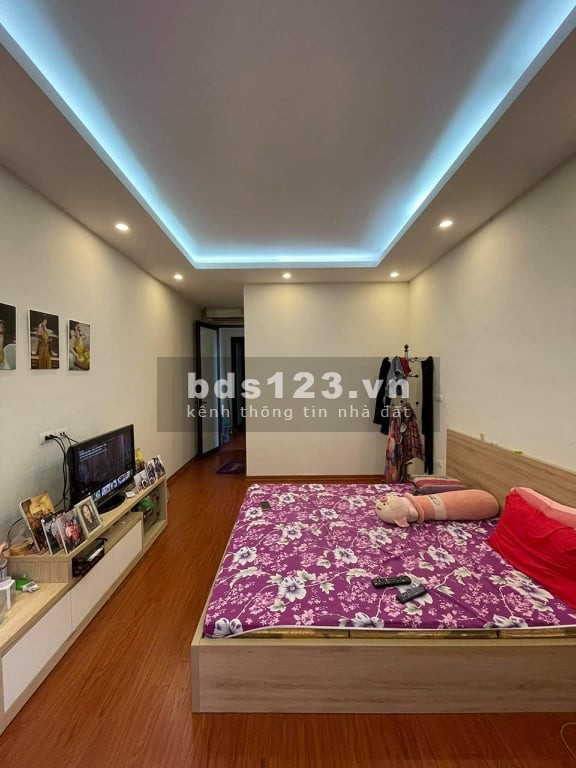 Cần bán gấp nhà Minh Khai, HBT, 55m, nhà mới đẹp, nhỉnh 4 tỷ, ba gác đua khu an ninh