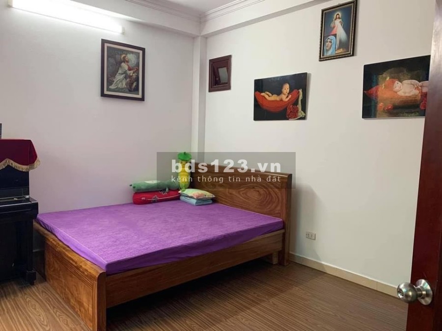 Bán nhà trung tâm Đống Đa, đường rộng chưa đến 5 tỷ pháp lý chính chủ, giá tốt đầu tư