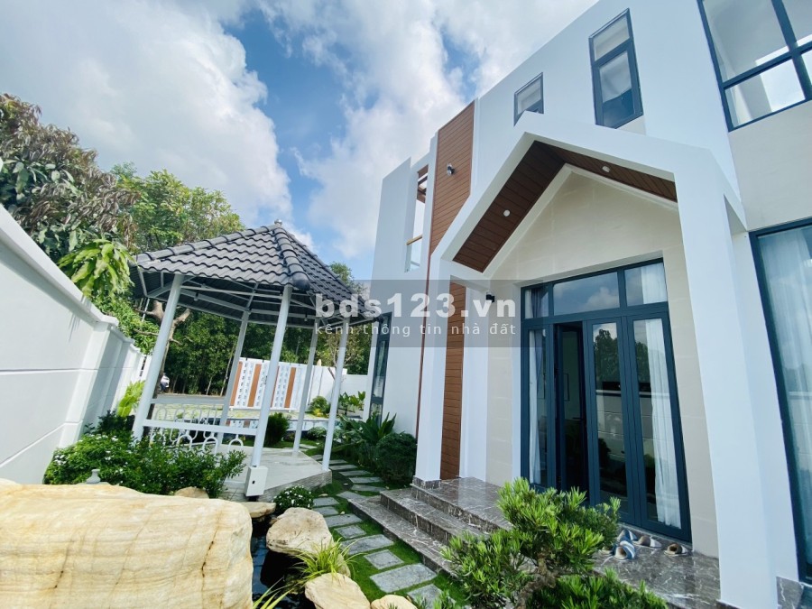 Nhà vườn TẶNG hồ bơi, hồ cá Koi, còn duy nhất 1 căn, ngân hàng hỗ trợ vay 50% lãi thấp