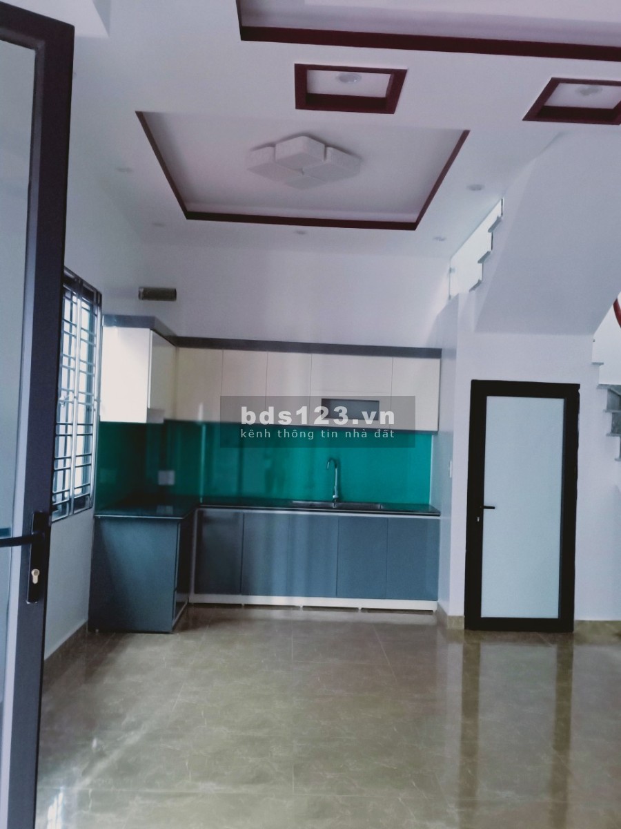Bán nhà 8 căn Nam Phong, Hải An vị trí đắc địa, giá tốt liên hệ xem nhà 0569425008