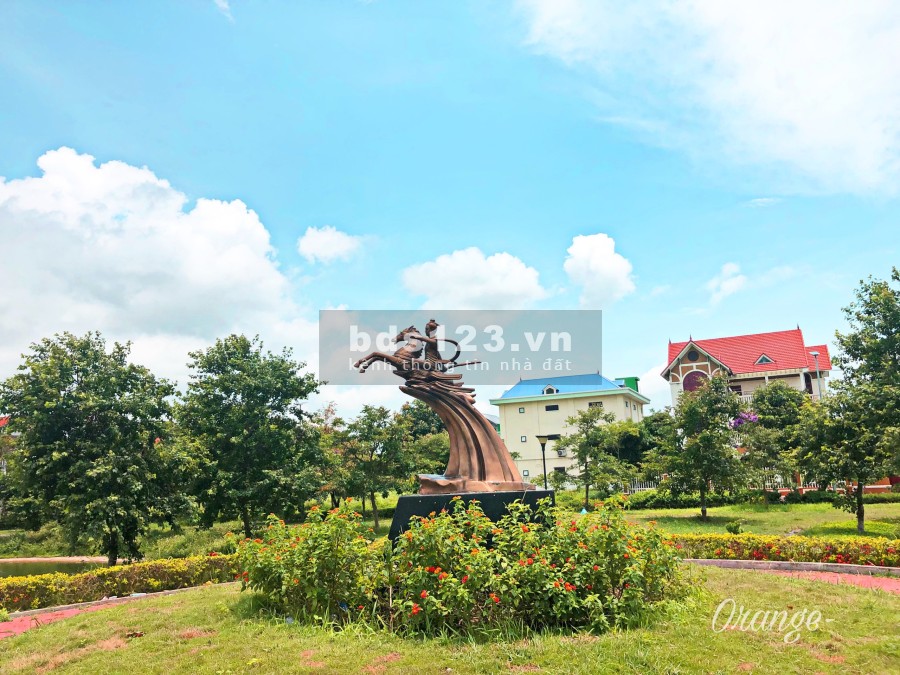 Chính chủ cần bán lô BLK42 Shophouse Đối Diện Mặt Trường Học giá 16 triệu/m2