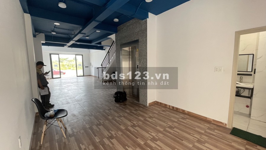 Lakeview City cho thuê SHOPHOUSE làm văn phòng tiện ích đủ, giá hỗ trợ mùa dịch