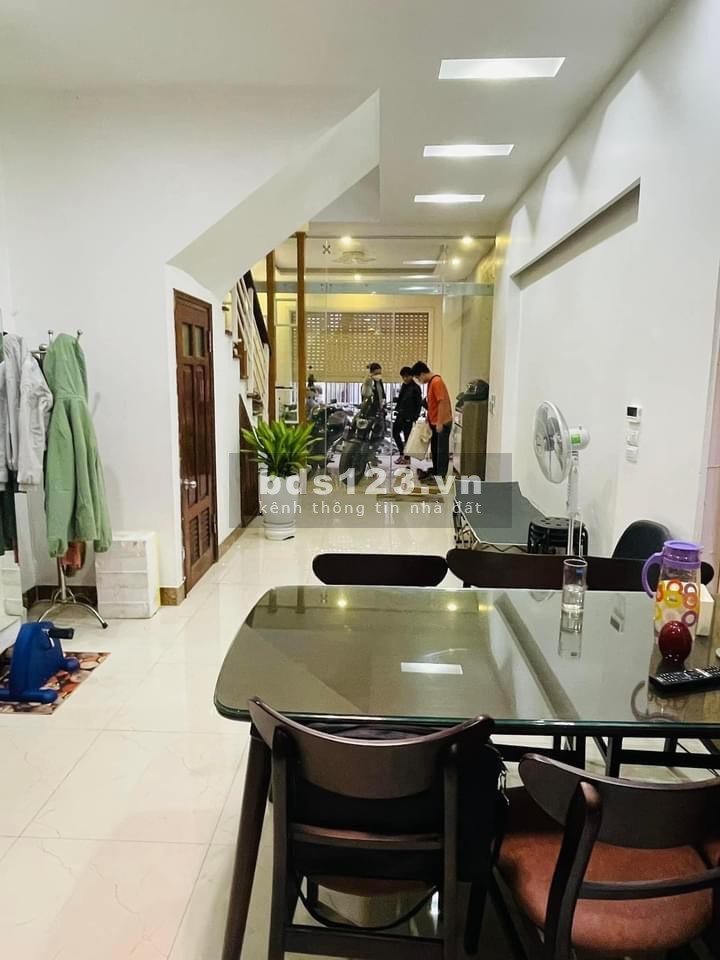 Bán nhà Mỹ Đình lô góc kinh doanh ô tô qua nhà sổ chính chủ, vào ở được ngay, giá tốt