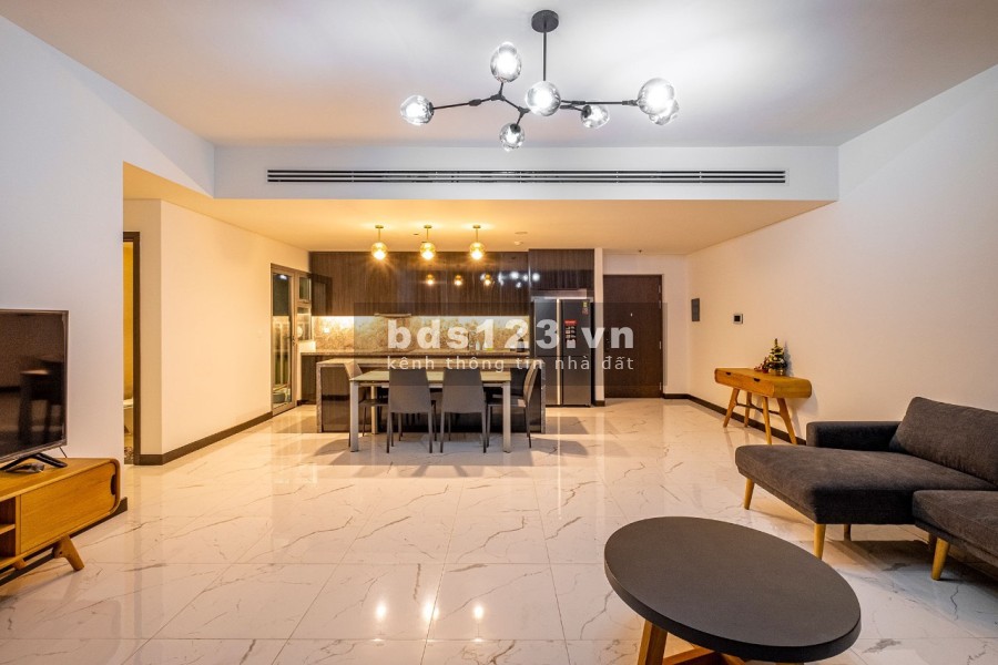 Căn hộ Empire City cho thuê tầng cao, view sông và quận 1 đẹp.