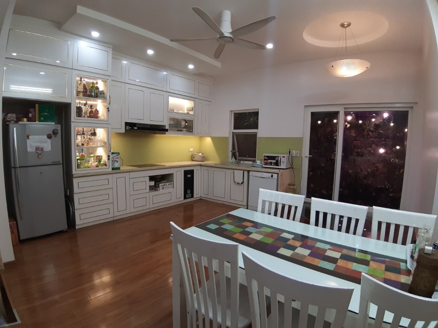 3 bước ra hồ, diện tích sử dụng 71m2 Mai Anh Tuấn, Đống Đa giá bán chỉ 8 tỷ đẹp nhất 2022