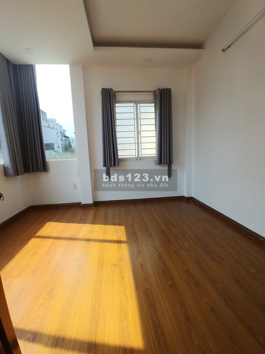 Mặt tiền Phú Nhuận, Trần Cao Vân, Xe hơi thông, diện tích sử dụng 12 x 6.5m, 76m2, 10 tỷ 800tr