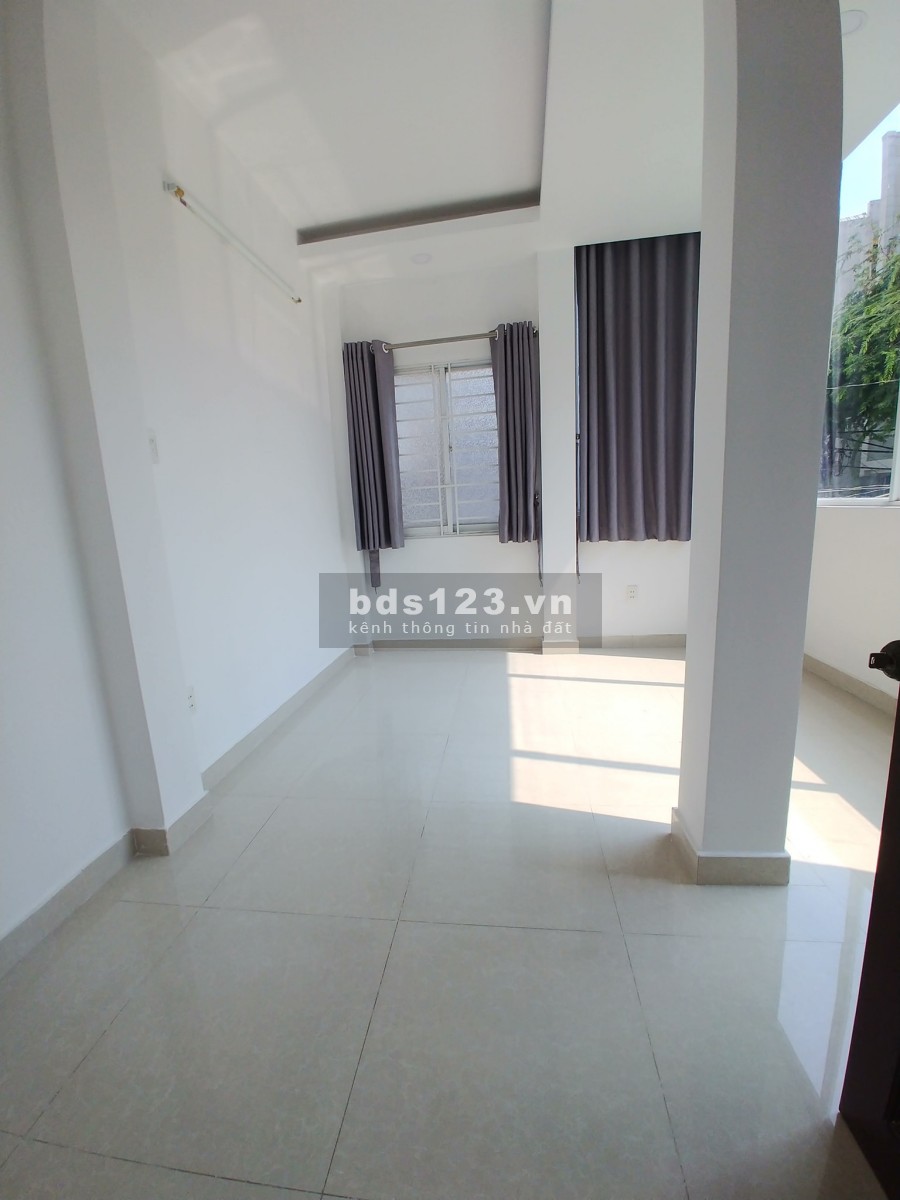 Mặt tiền Phú Nhuận, Trần Cao Vân, Xe hơi thông, diện tích sử dụng 12 x 6.5m, 76m2, 10 tỷ 800tr