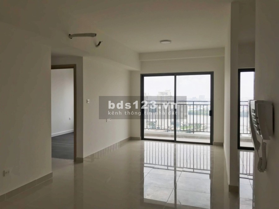 Bán căn hộ 3PN nội thất cơ bản, dtsd 109m2, tháp trung tâm giá 5.4 tỷ cam kết giá thật không ảo