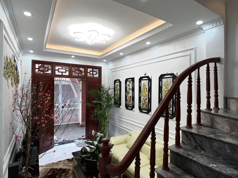 Phố Bạch Mai trung tâm Quận Hai Bà Trưng gần 30m2, giá bán 2.1 tỷ, liên hệ 0886888201