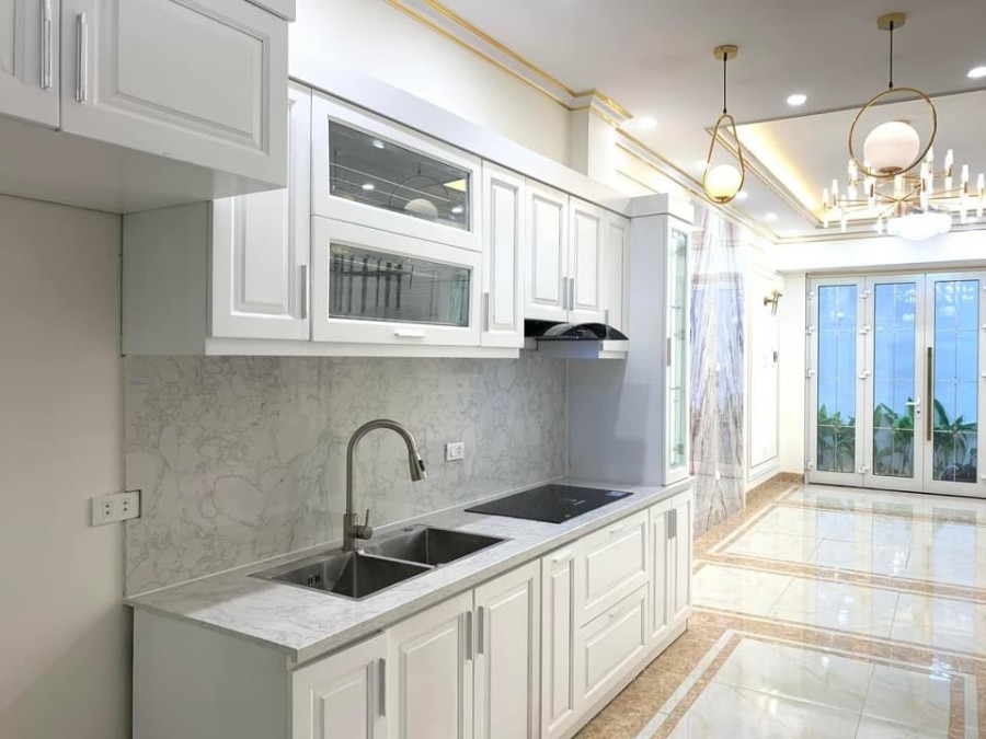 Cực phẩm có 102, Thụy Khuê, Tây Hồ, dtsd 40m2, 5 tầng, chưa đến 5 tỷ, dọn về ở luôn