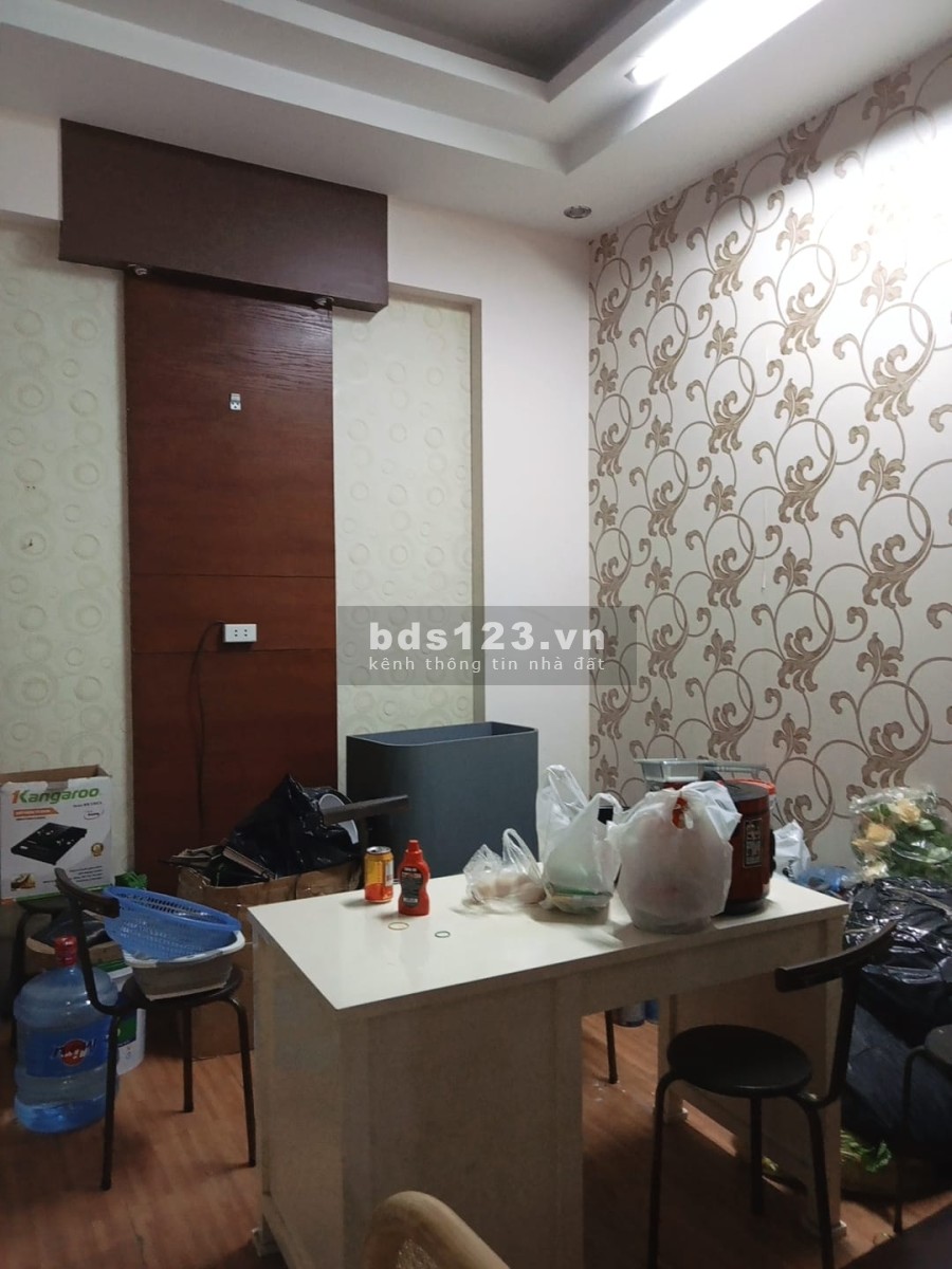 Bán nhà nguyên căn Vũ Xuân Thiều gần ô tô dtsd 50m2, 4 tầng đúc, mt 9m, giá 3.9 tỷ, lh 0349272000