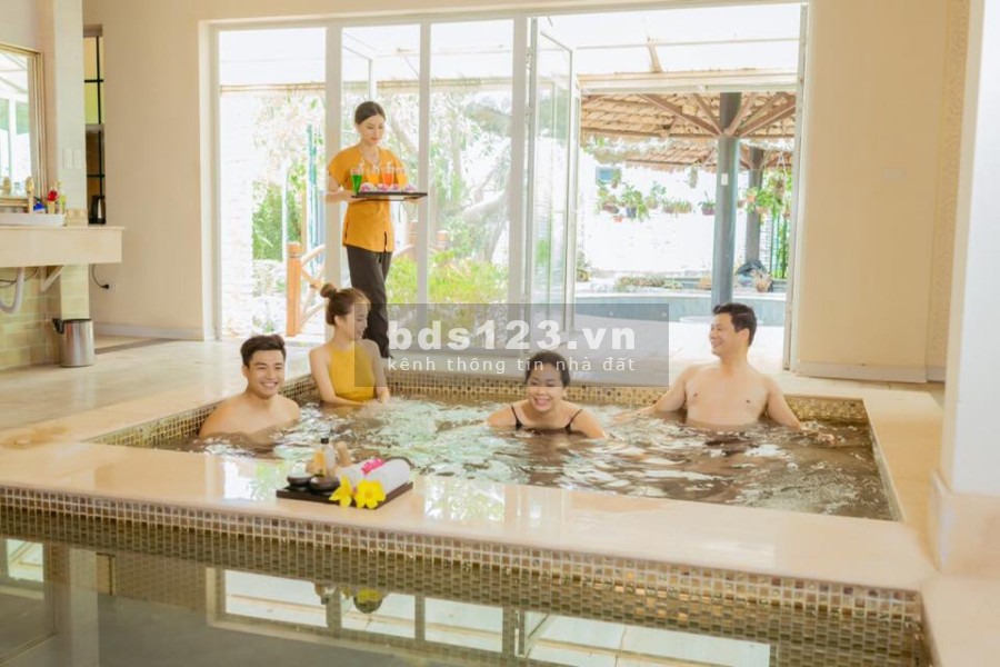 Bán Biệt thự nghỉ dưỡng khoáng nóng Vườn Vua Resort & Villas