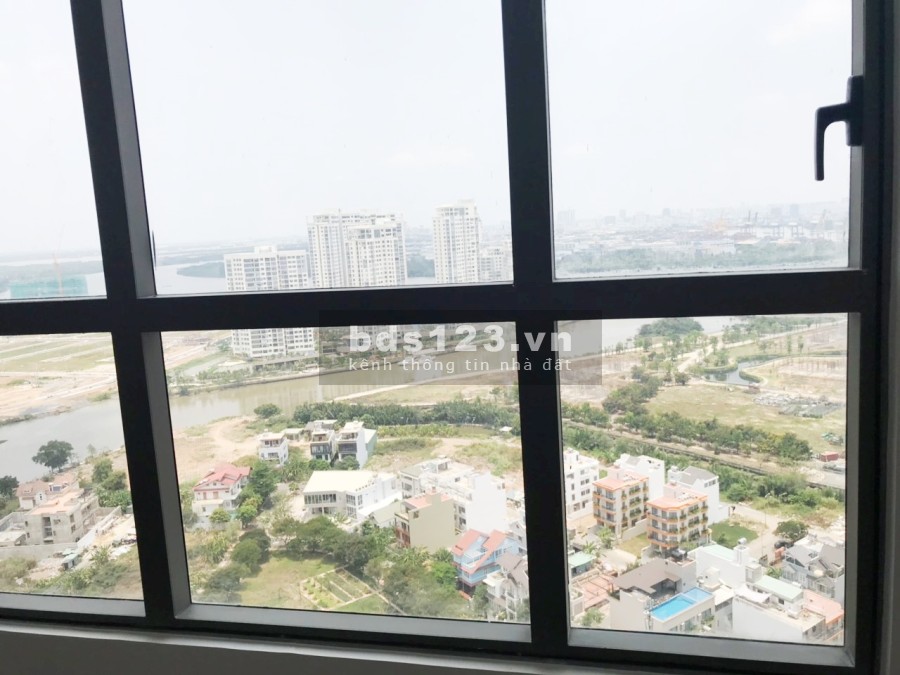 Bán căn hộ 3PN nội thất cơ bản, dtsd 109m2, tháp trung tâm giá 5.4 tỷ cam kết giá thật không ảo