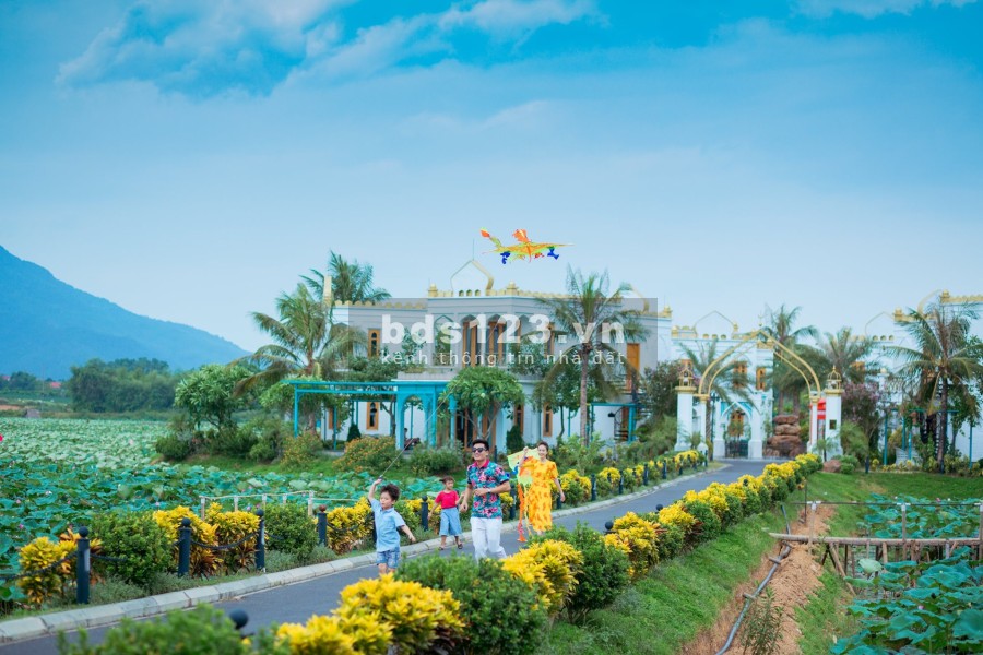 Bán Biệt thự nghỉ dưỡng khoáng nóng Vườn Vua Resort & Villas