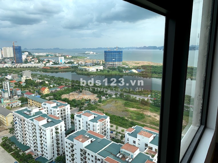 Bán căn hộ tại Green Bay Garden 1 khách, 1 ngủ lớn, dtsd 50m2 (thiết kế đc 2 ngủ 1 vệ sinh)