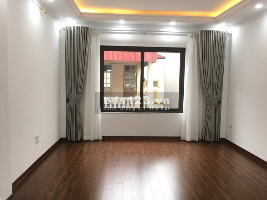 Nhà nới phố Đào Tấn, Liễu Giai, Ba Đình diện tích sử dụng 40m2 5 tầng đúc, giá bán 4.85 tỷ