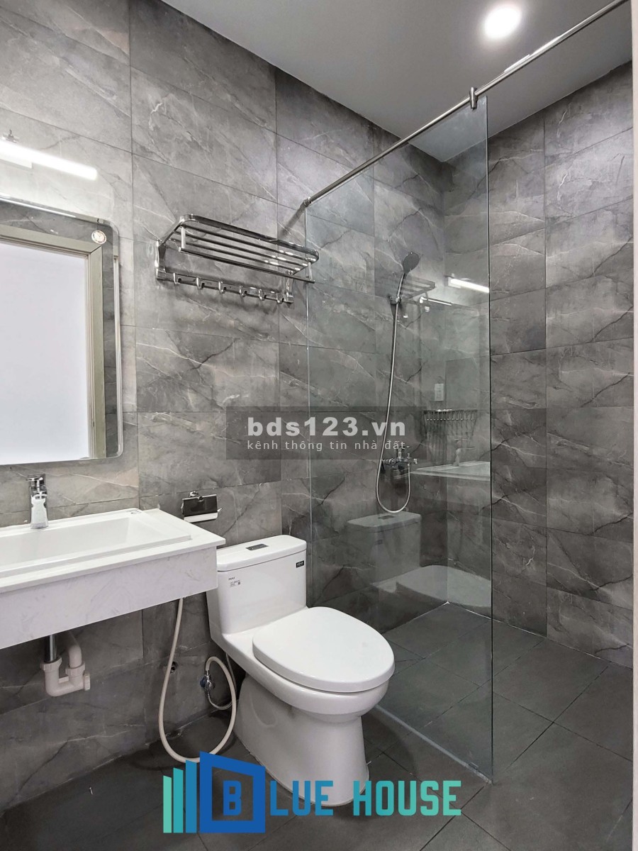 Căn hộ cao cấp Tân Bình giá tốt mới 100% cửa sổ thoáng mát sạch sẽ gần khu dân cư