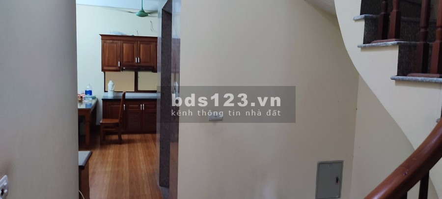 Cần bán nhà phân lô khu dịch vụ Yên Lộ Hà Đông sổ đỏ chính chủ, kiến trúc nhà đẹp, thông thoáng