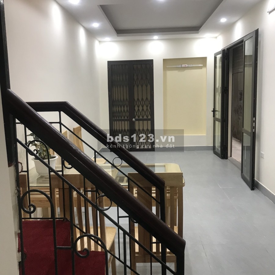 Nhà Đẹp Hoàng Hoa Thám, Quận Ba Đình diện tích sử dụng 35M 5 tầng giá bán 3.8 tỷ
