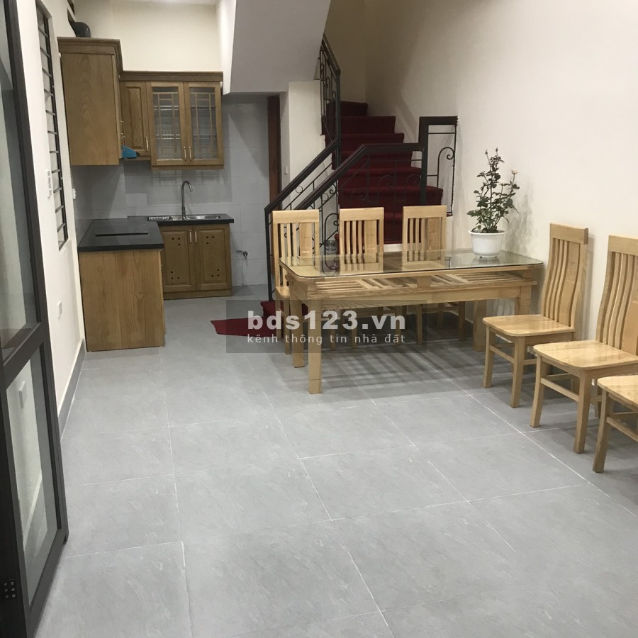 Nhà Đẹp Hoàng Hoa Thám, Quận Ba Đình diện tích sử dụng 35M 5 tầng giá bán 3.8 tỷ