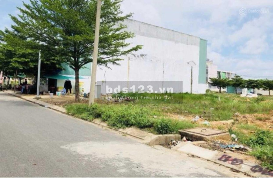 Kẹt tiền cần bán gấp lô đất dt 167m2, mặt tiền Tỉnh Lộ 10 thổ cư 100%, gần khu công nghiệp Tân Đô