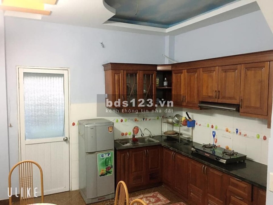 Bán nhà Trương Định diện tích sử dụng 41m2 4 tầng giá 3.5 Tỷ sổ đỏ chính chủ, ngõ đẹp
