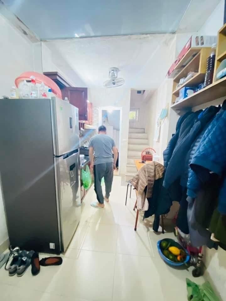 Chung cư Ba Đình Hà Nội, gần công viên thủ lệ 75M2, 3PN, oto đỗ cửa 10m ra đường lớn 2.26 TỶ