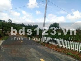Bán gấp lô đất tháng 3, diện tích sử dụng 551m ,thuộc xã Gia Lâm Lâm Đồng, SH, 1.62 tỷ