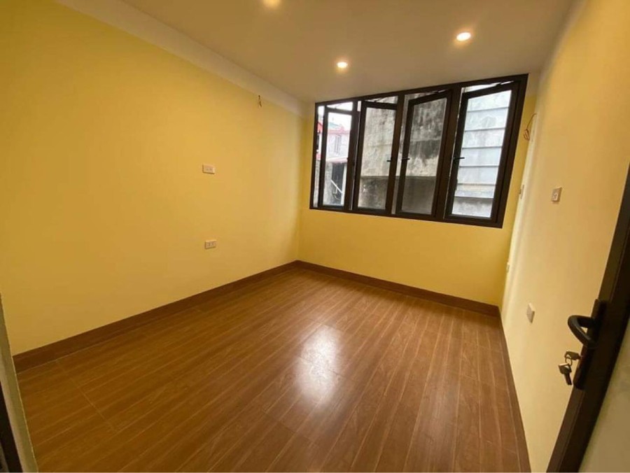 Chung cư Ba Đình Hà Nội, gần công viên thủ lệ 75M2, 3PN, oto đỗ cửa 10m ra đường lớn 2.26 TỶ