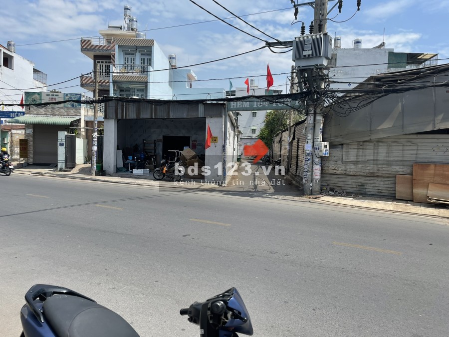 Đất vị trí đẹp, vuông vức ngay trung tâm Quận 12 cần bán giá 8.2 tỷ, liên hệ 0909059995