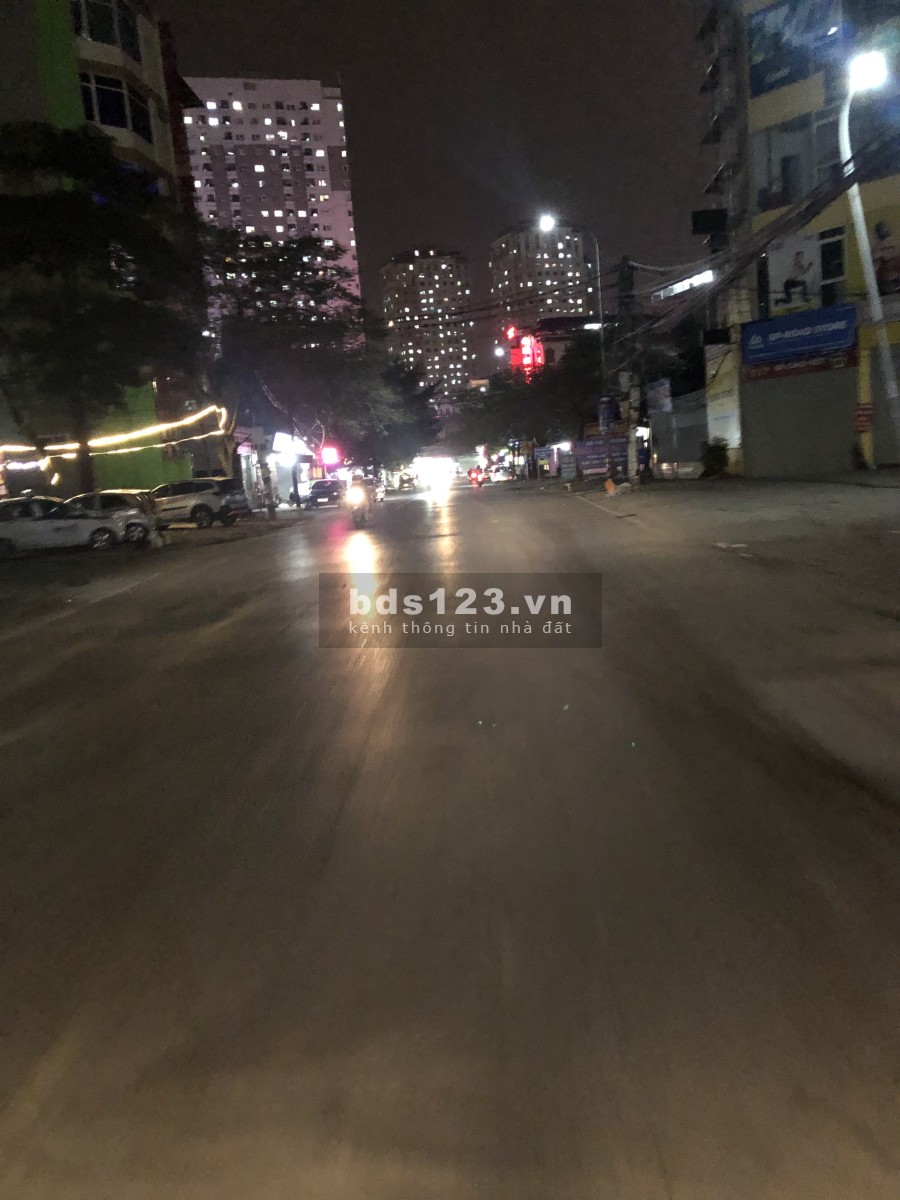 Nhà Tô Hiệu, ngõ nông, ô tô đỗ cửa diện tích 41m2, 4 tầng giá 4xxx liên hệ 0963168589
