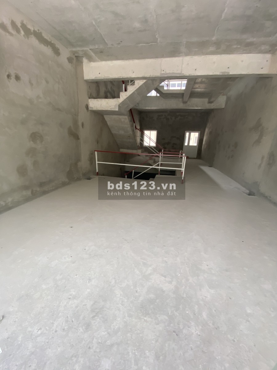 Cho thuê shophouse Saritown thô, thiết kế theo style cá nhân giá tốt nhất thị trường