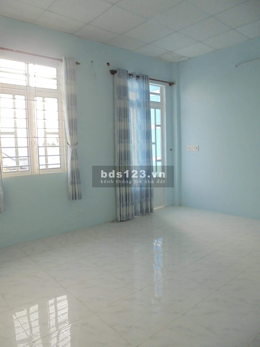 Nhà mới ngay tập đoàn 4 chỉ 4,xxx triệu, diện tích 90m2, khu dân cư đông đúc, giá tốt đầu tư